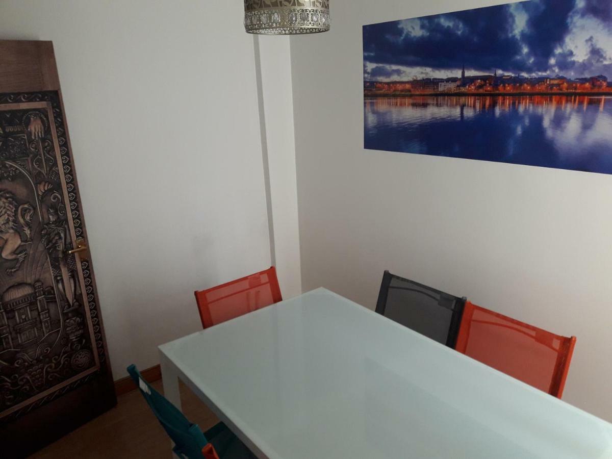 הוילה Bridge House Derry City Townhouse Central Free Parking מראה חיצוני תמונה