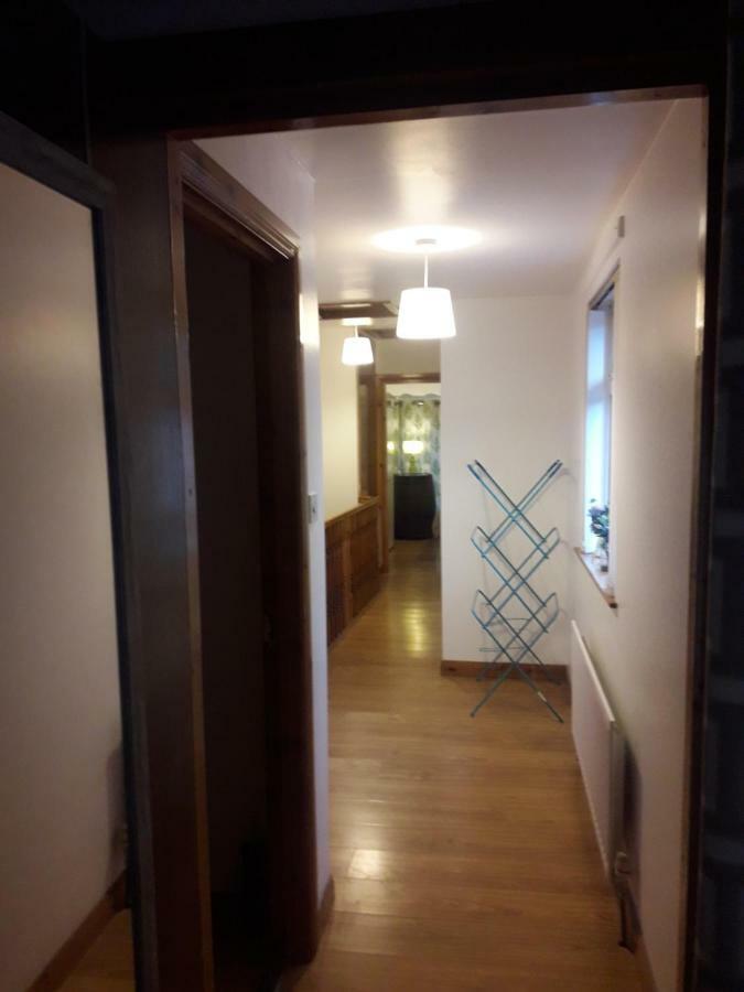 הוילה Bridge House Derry City Townhouse Central Free Parking מראה חיצוני תמונה