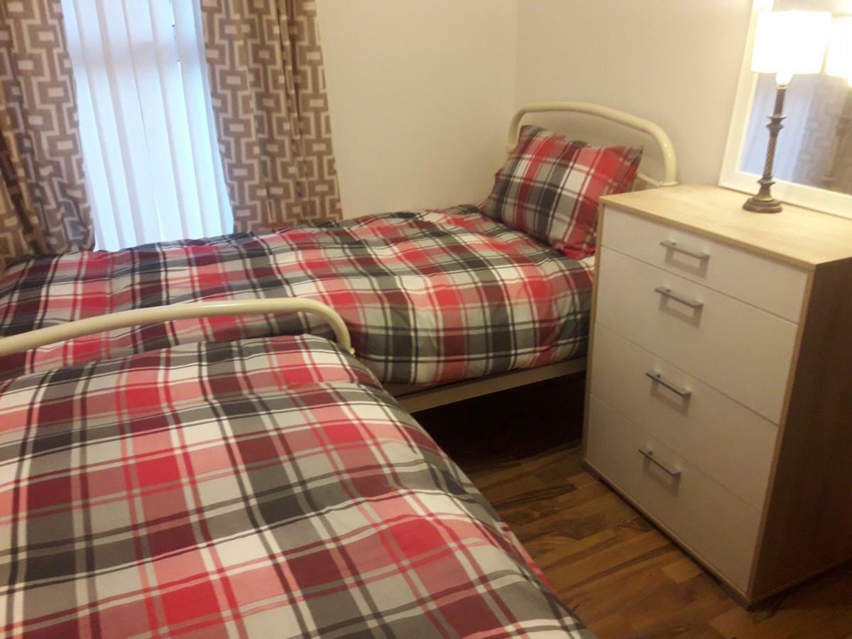 הוילה Bridge House Derry City Townhouse Central Free Parking מראה חיצוני תמונה