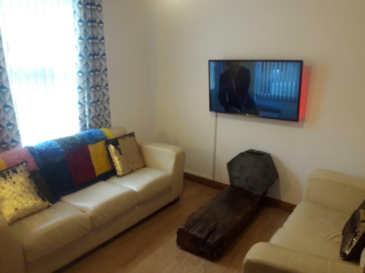 הוילה Bridge House Derry City Townhouse Central Free Parking מראה חיצוני תמונה